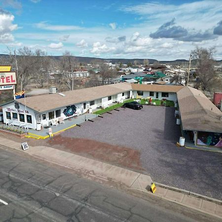 The Aztec Motel & Creative Space Seligman Luaran gambar
