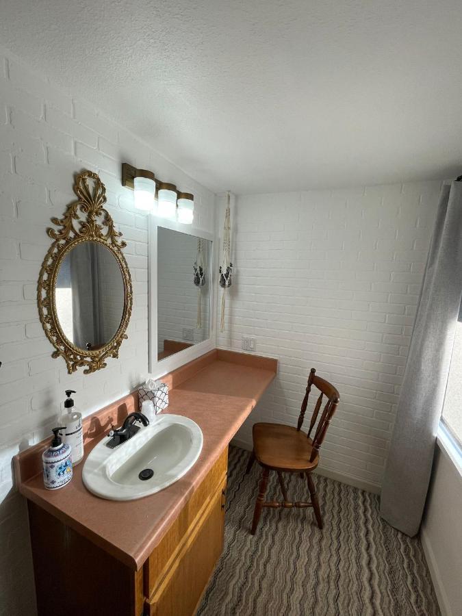 The Aztec Motel & Creative Space Seligman Luaran gambar