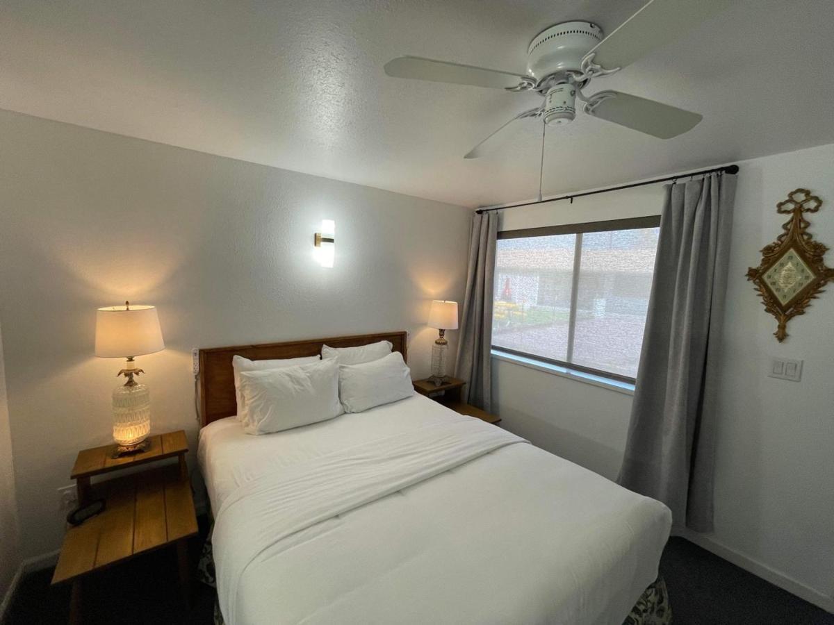 The Aztec Motel & Creative Space Seligman Luaran gambar