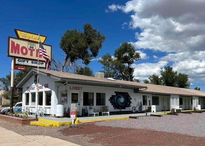 The Aztec Motel & Creative Space Seligman Luaran gambar